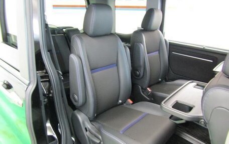 Honda Stepwgn IV, 2021 год, 2 050 000 рублей, 24 фотография