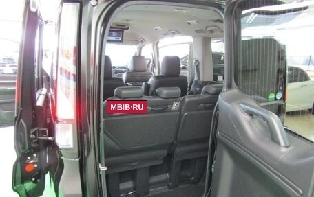 Honda Stepwgn IV, 2021 год, 2 050 000 рублей, 19 фотография