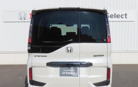 Honda Stepwgn IV, 2021 год, 2 000 000 рублей, 25 фотография