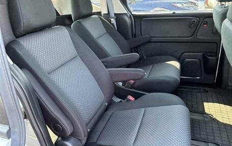 Honda Freed II, 2022 год, 1 410 000 рублей, 8 фотография