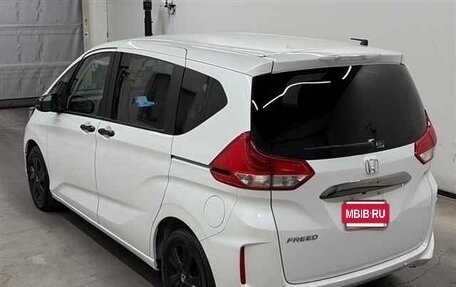 Honda Freed II, 2022 год, 1 410 000 рублей, 3 фотография