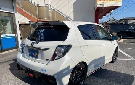 Toyota Vitz, 2018 год, 870 000 рублей, 5 фотография