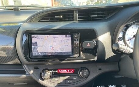 Toyota Vitz, 2018 год, 870 000 рублей, 16 фотография