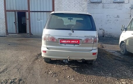 Toyota Estima III рестайлинг -2, 2002 год, 750 000 рублей, 3 фотография