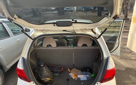 Honda Fit III, 2001 год, 370 000 рублей, 4 фотография