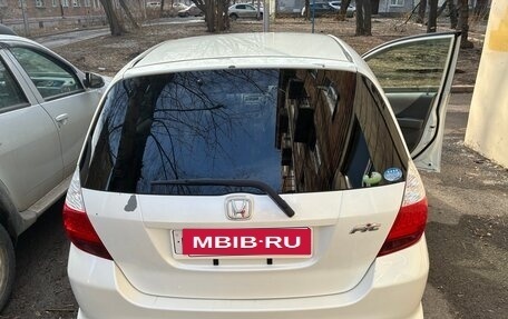 Honda Fit III, 2001 год, 370 000 рублей, 3 фотография