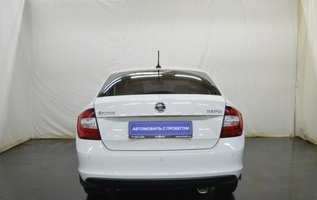 Skoda Rapid I, 2017 год, 1 030 000 рублей, 6 фотография