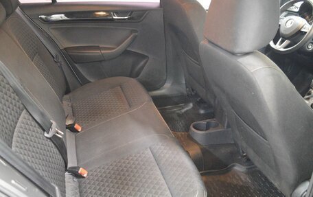 Skoda Rapid I, 2017 год, 1 030 000 рублей, 13 фотография