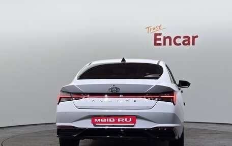 Hyundai Avante, 2022 год, 1 720 000 рублей, 4 фотография