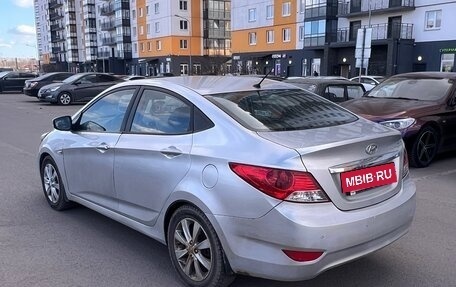 Hyundai Solaris II рестайлинг, 2012 год, 650 000 рублей, 4 фотография