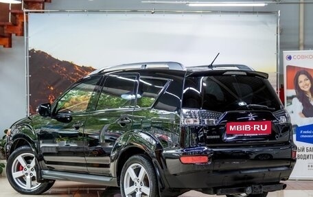 Mitsubishi Outlander III рестайлинг 3, 2011 год, 1 100 000 рублей, 6 фотография