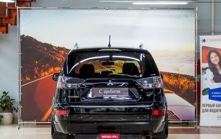 Mitsubishi Outlander III рестайлинг 3, 2011 год, 1 100 000 рублей, 5 фотография