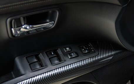 Mitsubishi Outlander III рестайлинг 3, 2011 год, 1 100 000 рублей, 13 фотография