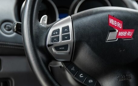 Mitsubishi Outlander III рестайлинг 3, 2011 год, 1 100 000 рублей, 12 фотография