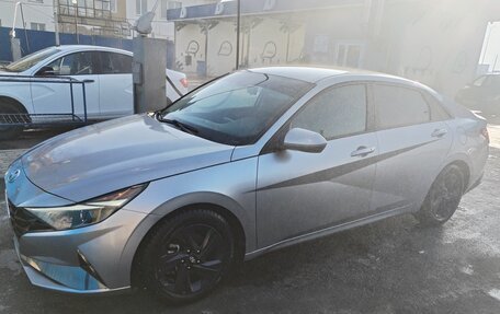 Hyundai Elantra, 2020 год, 1 900 000 рублей, 2 фотография