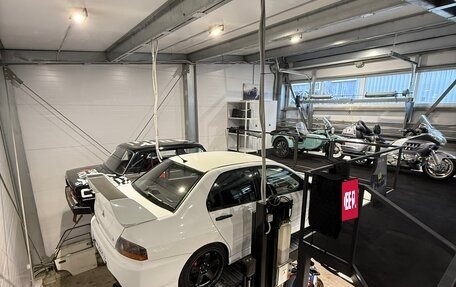 Mitsubishi Lancer Evolution VIII, 2003 год, 3 050 000 рублей, 2 фотография