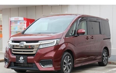 Honda Stepwgn IV, 2021 год, 2 250 000 рублей, 2 фотография