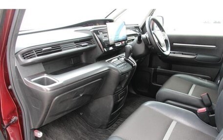 Honda Stepwgn IV, 2021 год, 2 250 000 рублей, 10 фотография