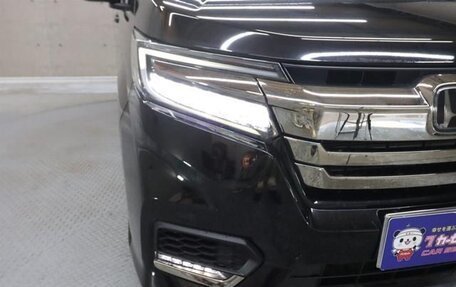 Honda Stepwgn IV, 2021 год, 2 300 000 рублей, 2 фотография