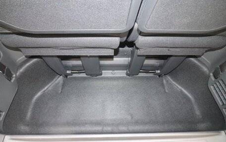 Honda Stepwgn IV, 2021 год, 2 300 000 рублей, 11 фотография