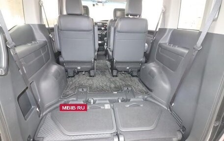 Honda Stepwgn IV, 2021 год, 2 300 000 рублей, 12 фотография