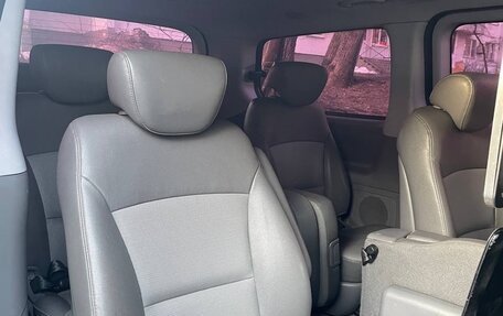 Hyundai Grand Starex Grand Starex I рестайлинг 2, 2012 год, 1 690 000 рублей, 7 фотография