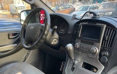 Hyundai Grand Starex Grand Starex I рестайлинг 2, 2012 год, 1 690 000 рублей, 8 фотография