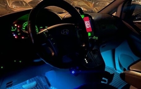 Hyundai Grand Starex Grand Starex I рестайлинг 2, 2012 год, 1 690 000 рублей, 5 фотография