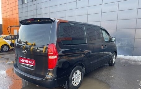 Hyundai Grand Starex Grand Starex I рестайлинг 2, 2012 год, 1 690 000 рублей, 3 фотография