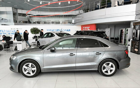 Audi A3, 2019 год, 1 930 000 рублей, 10 фотография