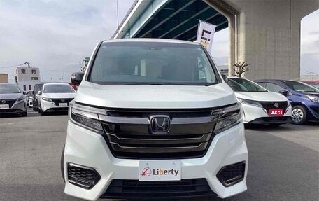 Honda Stepwgn IV, 2021 год, 2 350 000 рублей, 1 фотография