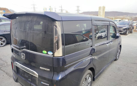 Honda Stepwgn IV, 2018 год, 2 430 000 рублей, 4 фотография