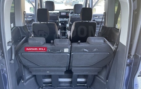 Honda Stepwgn IV, 2018 год, 2 430 000 рублей, 16 фотография