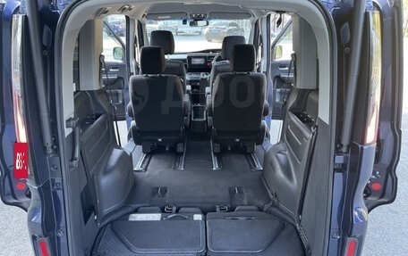 Honda Stepwgn IV, 2018 год, 2 430 000 рублей, 17 фотография