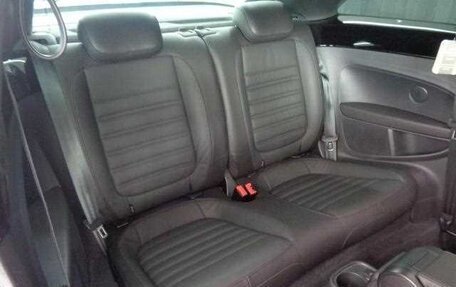 Volkswagen Beetle, 2017 год, 1 240 000 рублей, 13 фотография