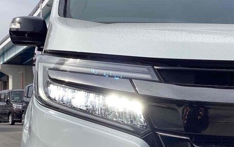 Honda Stepwgn IV, 2021 год, 2 350 000 рублей, 5 фотография