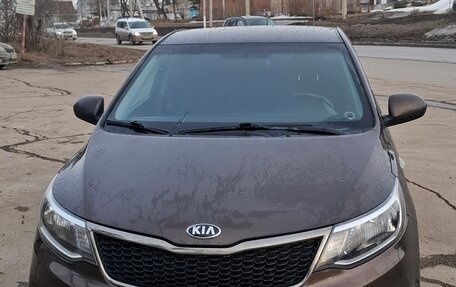 KIA Rio III рестайлинг, 2015 год, 1 050 000 рублей, 4 фотография