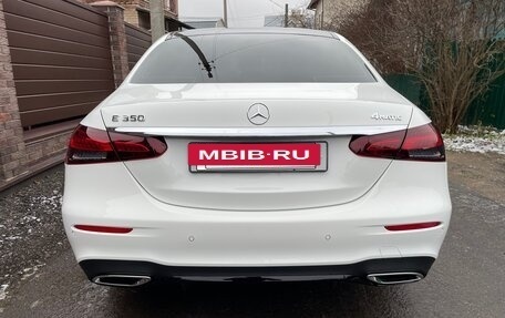 Mercedes-Benz E-Класс, 2022 год, 4 520 000 рублей, 6 фотография