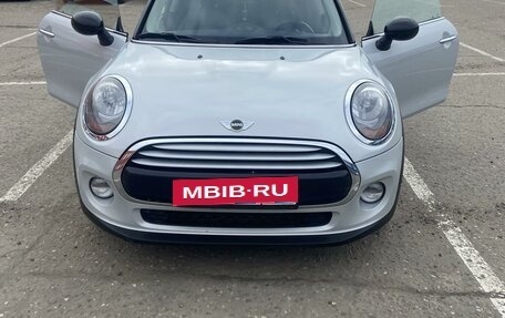 MINI Hatch, 2015 год, 1 270 000 рублей, 5 фотография