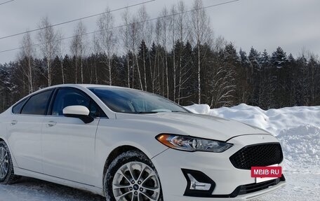 Ford Fusion (North America) II, 2018 год, 1 100 000 рублей, 2 фотография