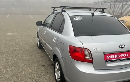 KIA Rio II, 2010 год, 640 000 рублей, 4 фотография