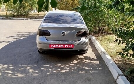 Volkswagen Passat B6, 2005 год, 380 000 рублей, 9 фотография