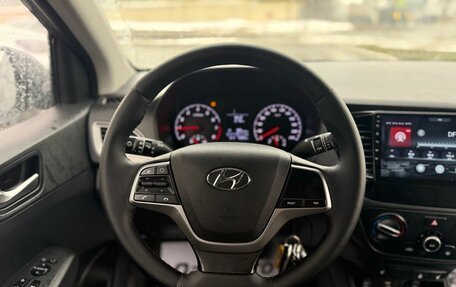 Hyundai Solaris II рестайлинг, 2021 год, 1 450 000 рублей, 9 фотография