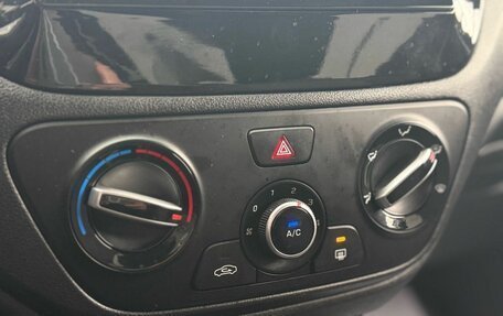 Hyundai Solaris II рестайлинг, 2021 год, 1 450 000 рублей, 12 фотография