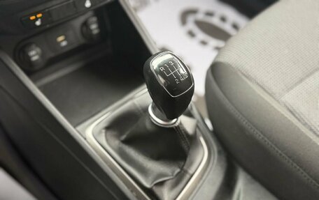 Hyundai Solaris II рестайлинг, 2021 год, 1 450 000 рублей, 14 фотография