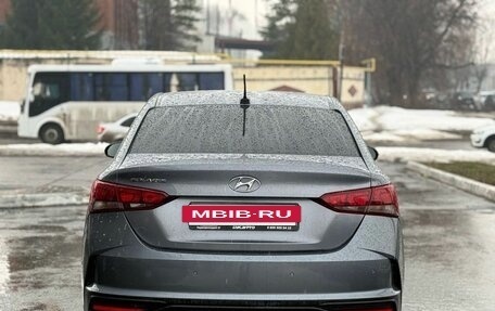 Hyundai Solaris II рестайлинг, 2021 год, 1 450 000 рублей, 6 фотография