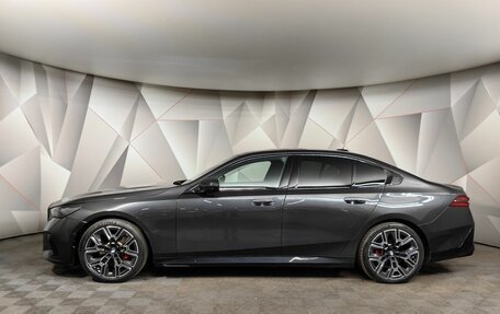 BMW 5 серия, 2024 год, 7 000 000 рублей, 18 фотография