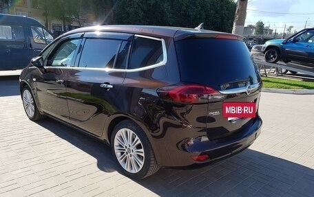 Opel Zafira C рестайлинг, 2012 год, 1 150 000 рублей, 7 фотография