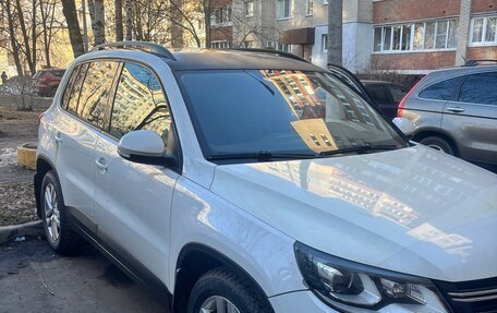 Volkswagen Tiguan I, 2012 год, 990 000 рублей, 3 фотография