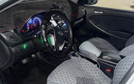 Hyundai Solaris II рестайлинг, 2015 год, 720 000 рублей, 6 фотография